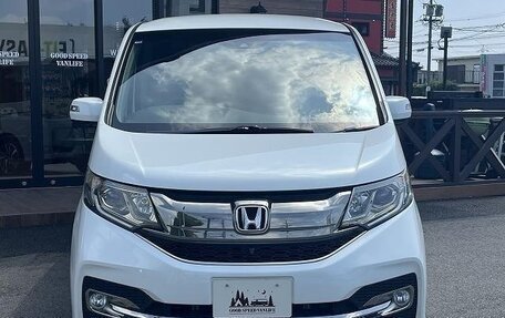 Honda Stepwgn IV, 2017 год, 1 600 000 рублей, 6 фотография