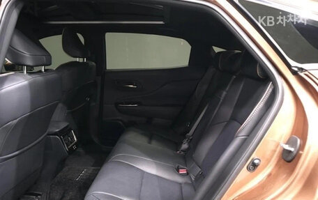 Toyota Crown, 2023 год, 4 800 000 рублей, 9 фотография