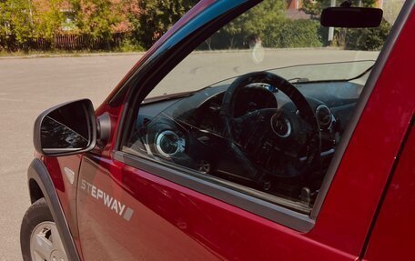 Renault Sandero I, 2012 год, 645 000 рублей, 3 фотография