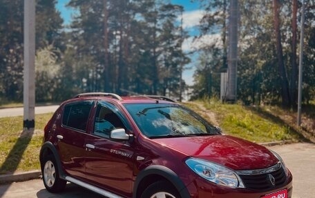 Renault Sandero I, 2012 год, 645 000 рублей, 1 фотография