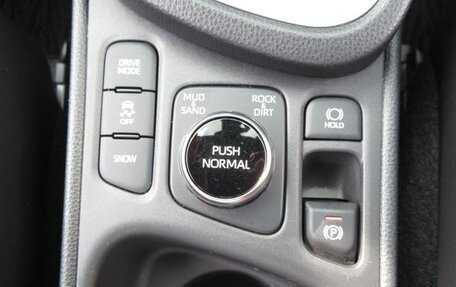 Toyota Yaris Cross, 2022 год, 1 450 000 рублей, 18 фотография