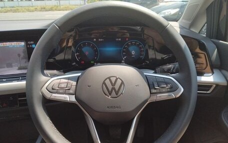 Volkswagen Golf VIII, 2022 год, 1 353 000 рублей, 6 фотография