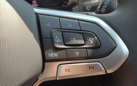 Volkswagen Golf VIII, 2022 год, 1 353 000 рублей, 8 фотография