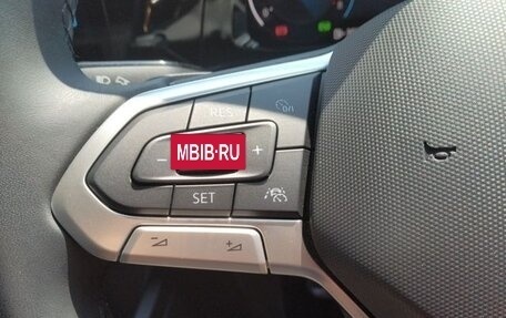 Volkswagen Golf VIII, 2022 год, 1 353 000 рублей, 7 фотография