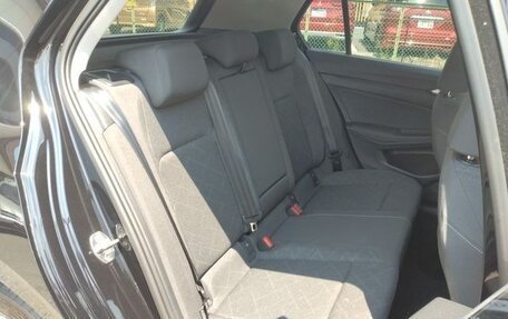 Volkswagen Golf VIII, 2022 год, 1 353 000 рублей, 16 фотография