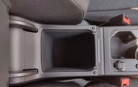 Volkswagen Golf VIII, 2022 год, 1 353 000 рублей, 20 фотография