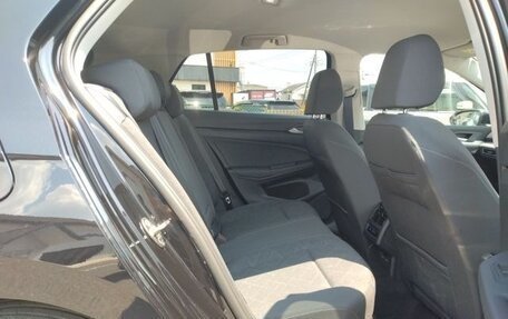 Volkswagen Golf VIII, 2022 год, 1 353 000 рублей, 17 фотография