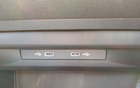 Volkswagen Golf VIII, 2022 год, 1 353 000 рублей, 23 фотография