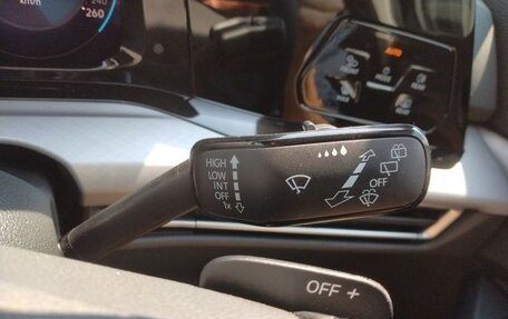 Volkswagen Golf VIII, 2022 год, 1 353 000 рублей, 26 фотография