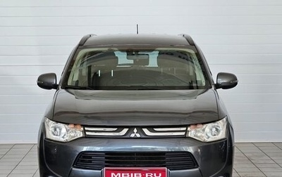 Mitsubishi Outlander III рестайлинг 3, 2014 год, 1 570 000 рублей, 1 фотография