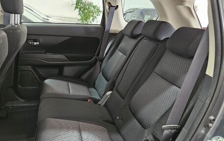 Mitsubishi Outlander III рестайлинг 3, 2014 год, 1 570 000 рублей, 20 фотография