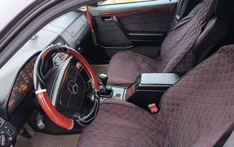 Mercedes-Benz C-Класс, 1994 год, 300 000 рублей, 2 фотография