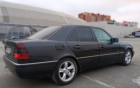 Mercedes-Benz C-Класс, 1994 год, 300 000 рублей, 8 фотография