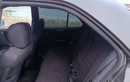 Mercedes-Benz C-Класс, 1994 год, 300 000 рублей, 4 фотография