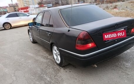 Mercedes-Benz C-Класс, 1994 год, 300 000 рублей, 5 фотография
