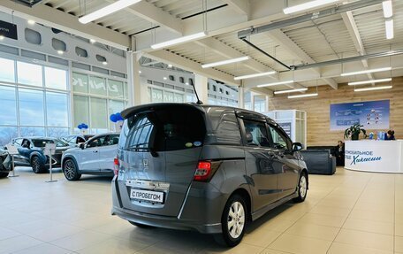 Honda Freed I, 2011 год, 1 099 999 рублей, 6 фотография