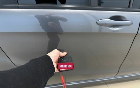 Honda Freed I, 2011 год, 1 099 999 рублей, 26 фотография