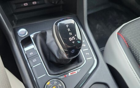 Volkswagen Tiguan II, 2021 год, 3 699 000 рублей, 9 фотография