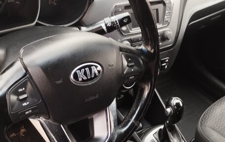 KIA Rio III рестайлинг, 2014 год, 950 000 рублей, 5 фотография