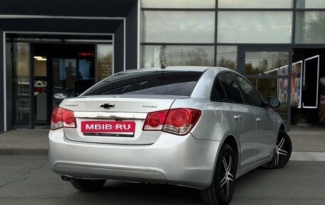 Chevrolet Cruze II, 2011 год, 650 000 рублей, 8 фотография