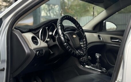 Chevrolet Cruze II, 2011 год, 650 000 рублей, 9 фотография