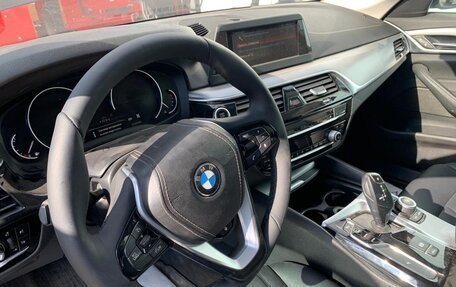 BMW 5 серия, 2018 год, 2 389 000 рублей, 6 фотография