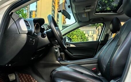 Mazda 3, 2019 год, 1 390 000 рублей, 9 фотография