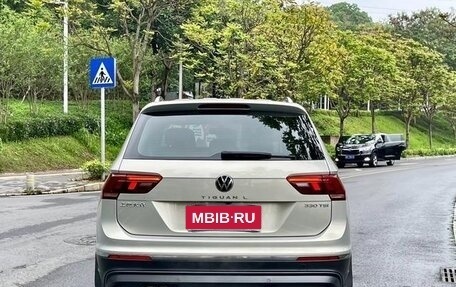 Volkswagen Tiguan II, 2021 год, 1 690 000 рублей, 5 фотография