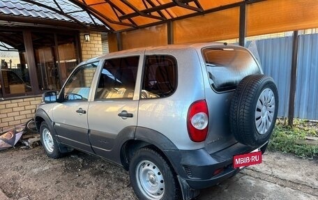 Chevrolet Niva I рестайлинг, 2015 год, 340 000 рублей, 8 фотография