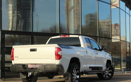 Toyota Tundra II, 2018 год, 8 000 000 рублей, 2 фотография