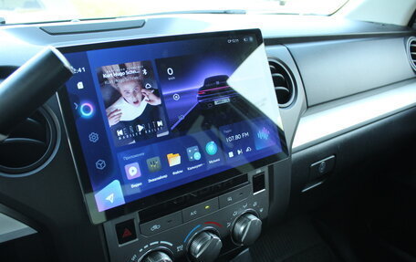 Toyota Tundra II, 2018 год, 8 000 000 рублей, 8 фотография