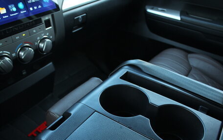 Toyota Tundra II, 2018 год, 8 000 000 рублей, 9 фотография