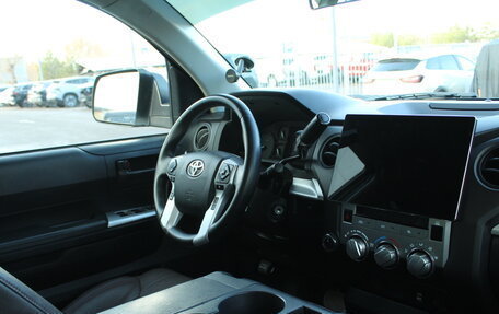 Toyota Tundra II, 2018 год, 8 000 000 рублей, 17 фотография