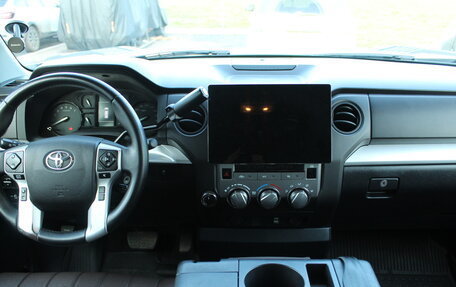 Toyota Tundra II, 2018 год, 8 000 000 рублей, 16 фотография