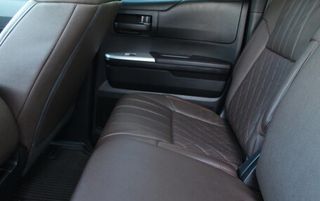 Toyota Tundra II, 2018 год, 8 000 000 рублей, 14 фотография