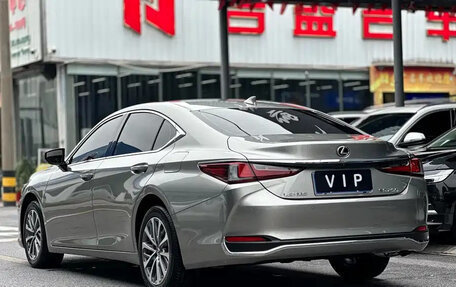 Lexus ES VII, 2024 год, 4 926 027 рублей, 6 фотография