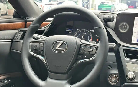 Lexus ES VII, 2024 год, 4 926 027 рублей, 10 фотография
