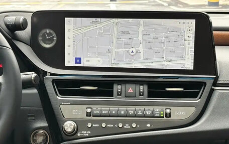 Lexus ES VII, 2024 год, 4 926 027 рублей, 12 фотография