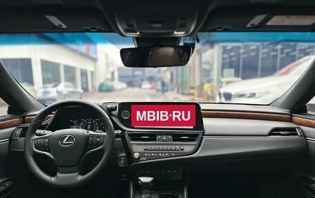 Lexus ES VII, 2024 год, 4 926 027 рублей, 9 фотография