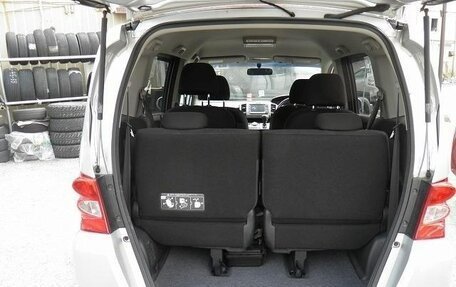 Honda Freed I, 2011 год, 685 000 рублей, 17 фотография