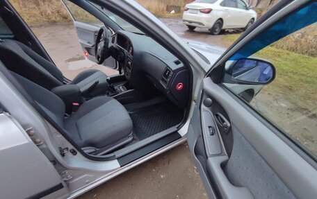 Hyundai Elantra III, 2004 год, 300 000 рублей, 6 фотография