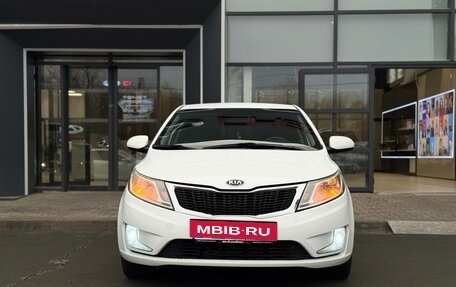 KIA Rio III рестайлинг, 2013 год, 687 000 рублей, 2 фотография