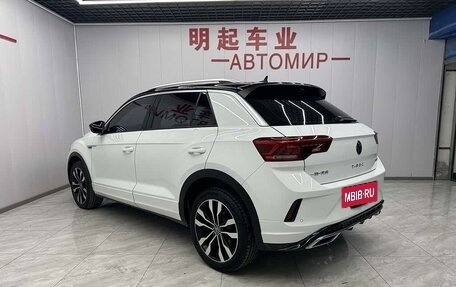 Volkswagen T-Roc I, 2022 год, 1 600 013 рублей, 4 фотография