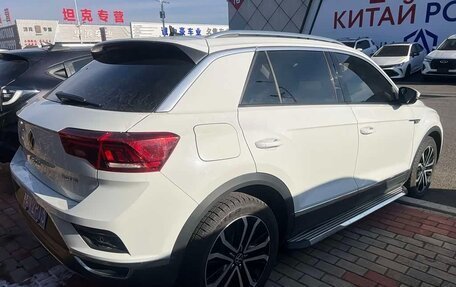 Volkswagen T-Roc I, 2022 год, 1 700 013 рублей, 4 фотография