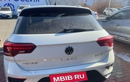 Volkswagen T-Roc I, 2022 год, 1 700 013 рублей, 5 фотография