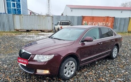 Skoda Superb III рестайлинг, 2012 год, 990 000 рублей, 2 фотография