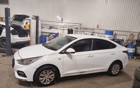 Hyundai Solaris II рестайлинг, 2017 год, 440 000 рублей, 4 фотография