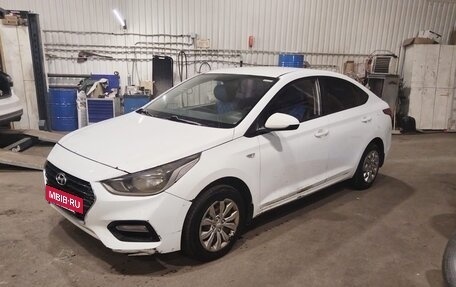 Hyundai Solaris II рестайлинг, 2017 год, 440 000 рублей, 3 фотография