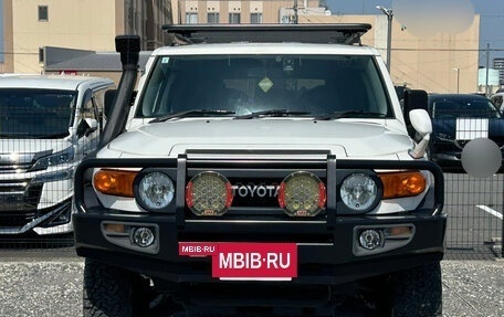 Toyota FJ Cruiser, 2013 год, 2 000 000 рублей, 3 фотография