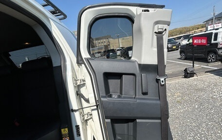 Toyota FJ Cruiser, 2013 год, 2 000 000 рублей, 26 фотография